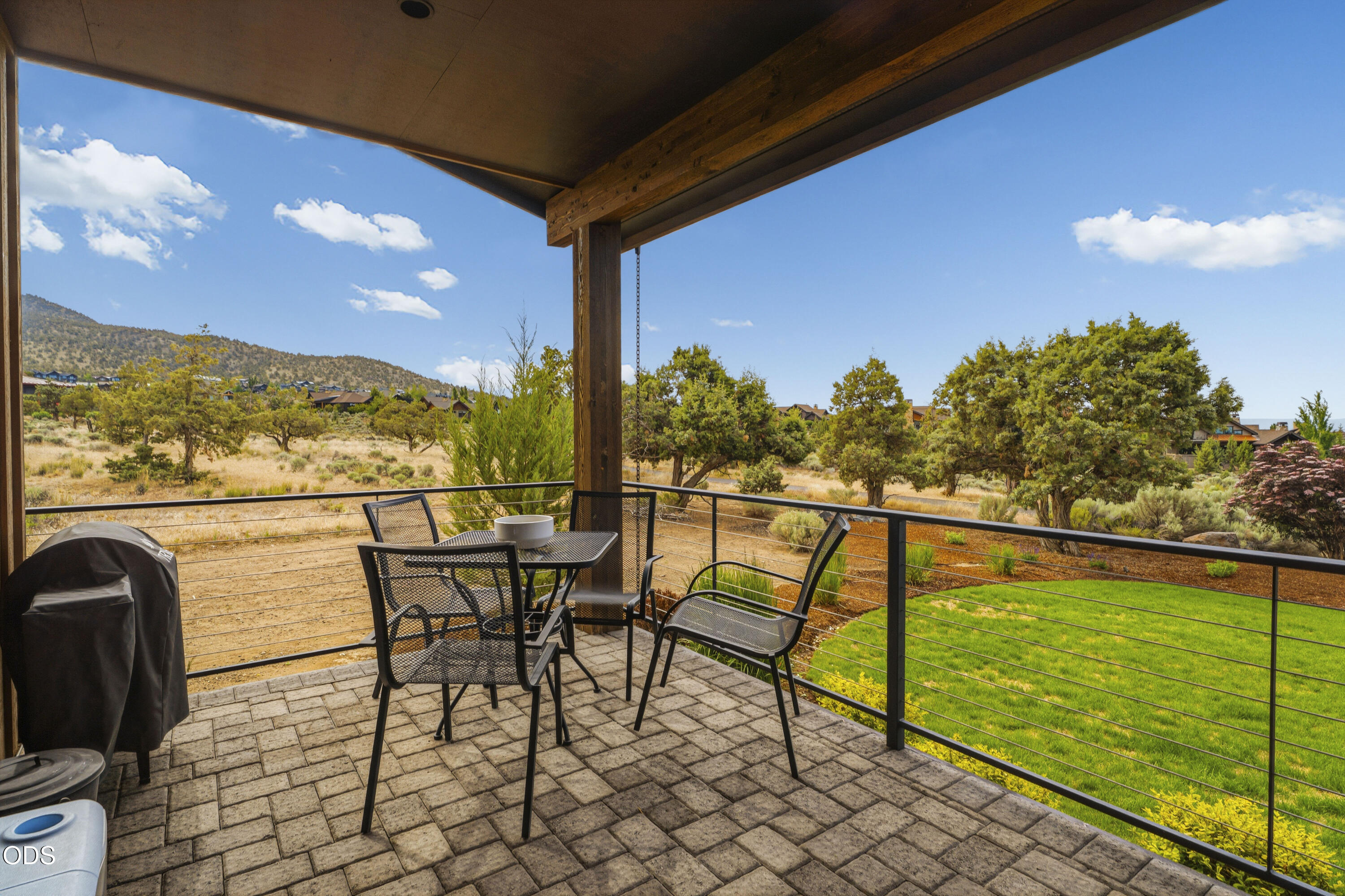 15935 South W Brasada Ranch Road Powell Butte, OR 97753 - Photo 34 of 45 a view of a chairs and table in patio
