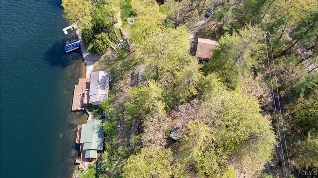 $325,000 | 556 West Shore Road, Macomb, NY 13646