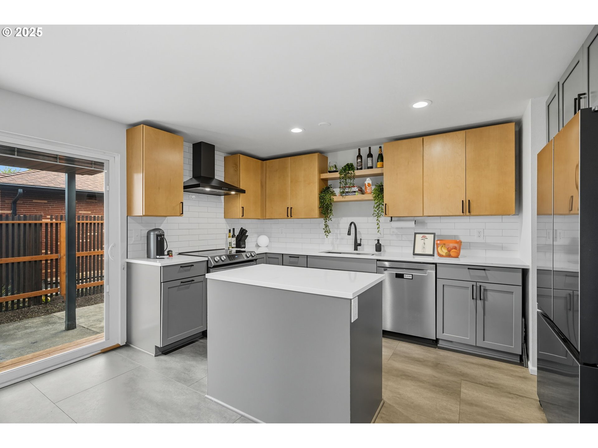 3704 North Winchell Street Portland, OR 97217 - Photo 6 of 36