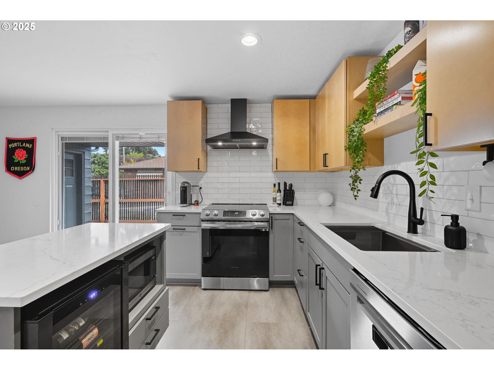 3704 North Winchell Street Portland, OR 97217 - Photo 9 of 36