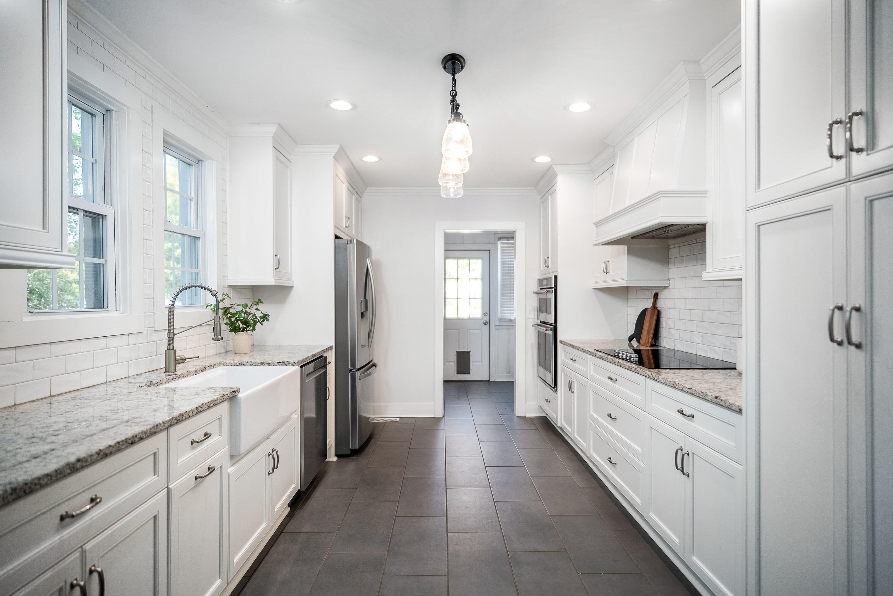 908 East Avenue North Augusta, SC 29841 - Photo 5 of 58 ©MeghannPadgett_908EastAve-21