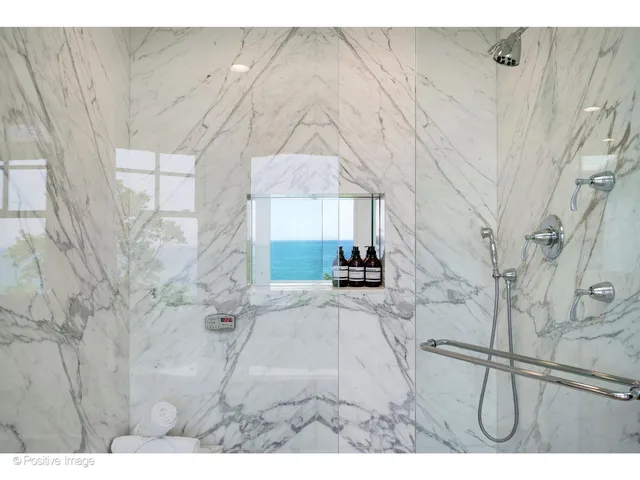 $5,995,000 | 55 Prospect Avenue, Highland Park, IL 60035