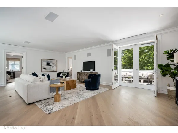 $5,995,000 | 55 Prospect Avenue, Highland Park, IL 60035