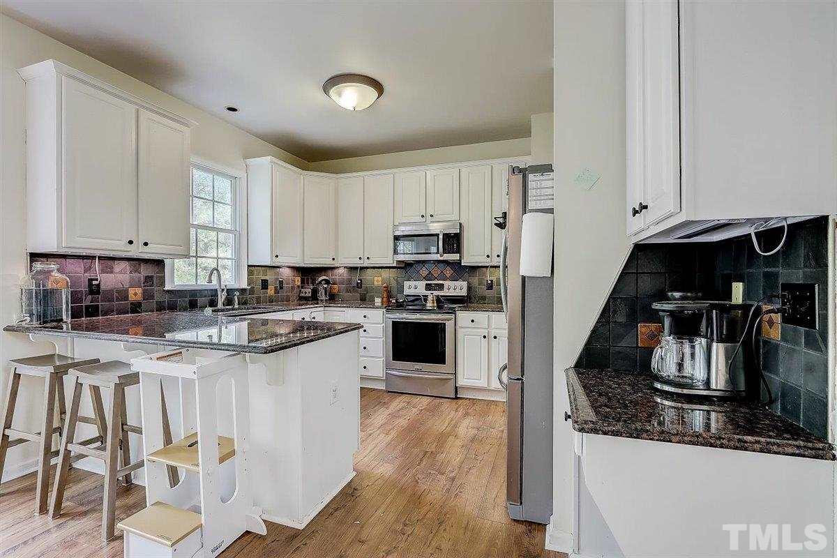 5318 Dover Ridge Lane Durham, NC 27712 - Photo 4 of 30 Gallery Image 4