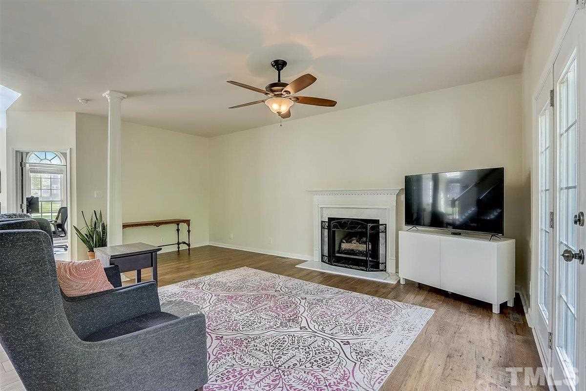 5318 Dover Ridge Lane Durham, NC 27712 - Photo 10 of 30 Gallery Image 10