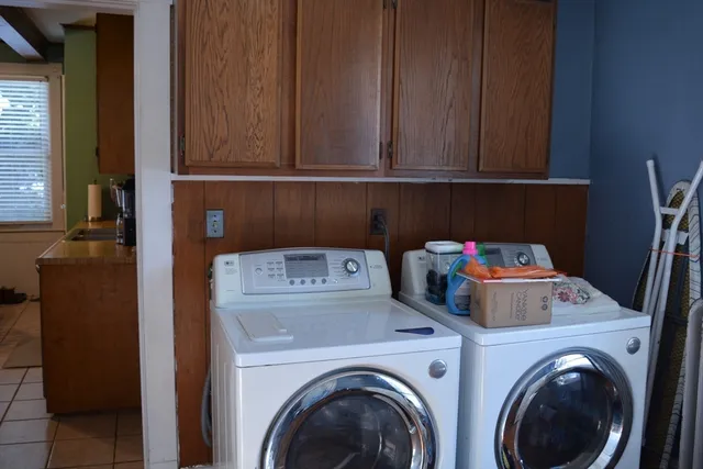 $304,900 | 92 Norman Street, West Springfield, MA 01089