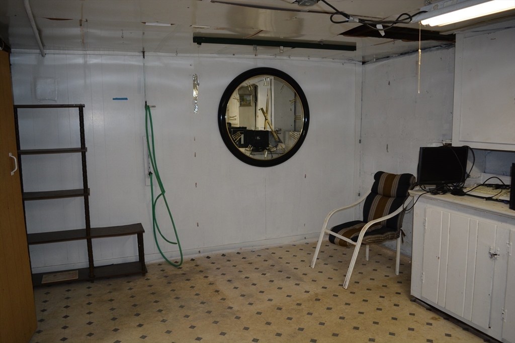 92 Norman Street West Springfield, MA 01089 - Photo 29 of 39