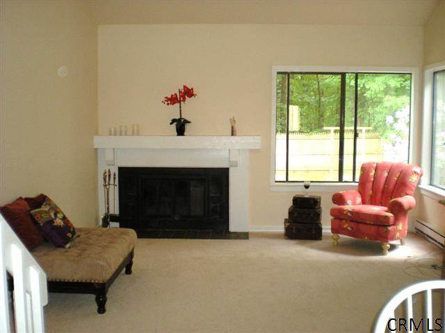 45 Snowberry Road Malta, NY 12020 - Photo 2 of 17 Photo 2