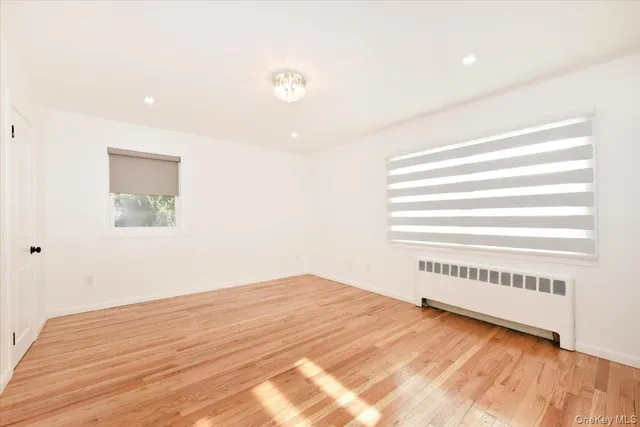 $899,999 | 1510 Rica Place, Valley Stream, NY 11580