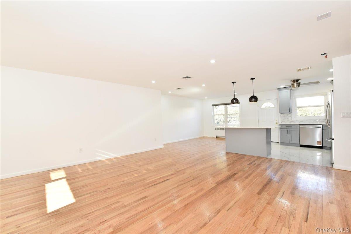 1510 Rica Place Valley Stream, NY 11580 - Photo 7 of 24