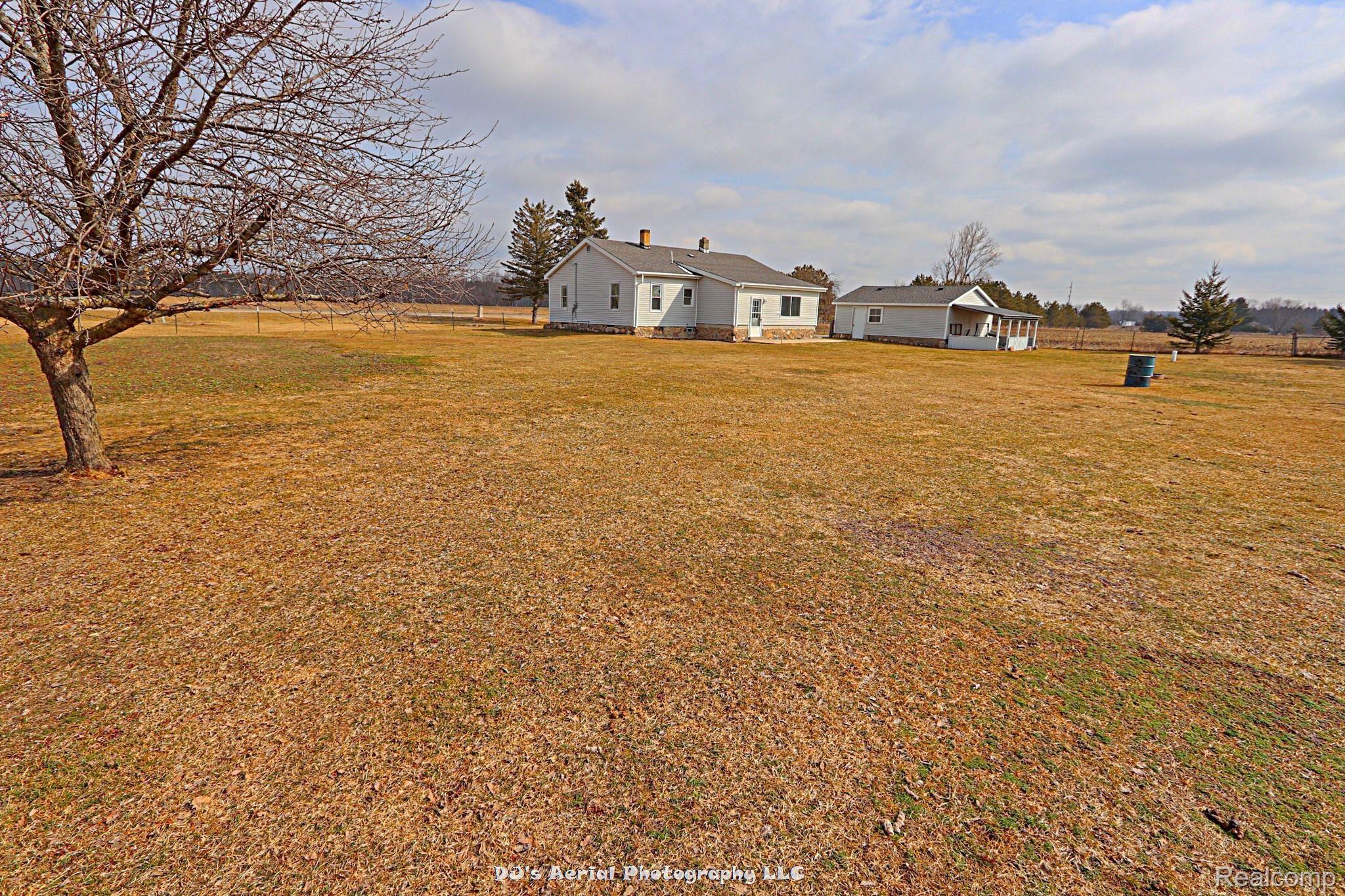 21661 22 Mile Road Paris, MI 49338 - Photo 19 of 49 Enhanced-687_InPixio.jpg