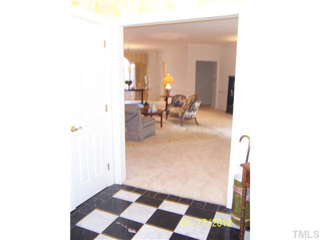 1612 Oberlin Road, Unit 4 Raleigh, NC 27608 - Photo 3 of 19 Entry Foyer