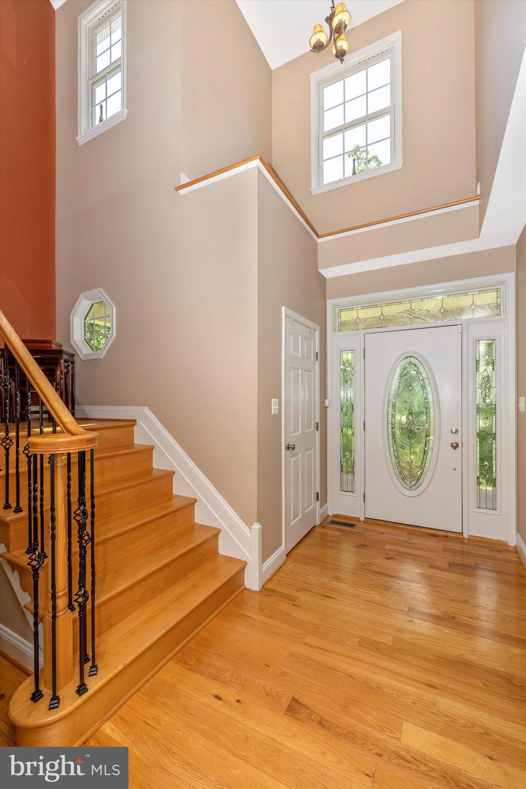 4677 Buffalo Road Mount Airy, MD 21771 - Photo 13 of 84 Two story foyer