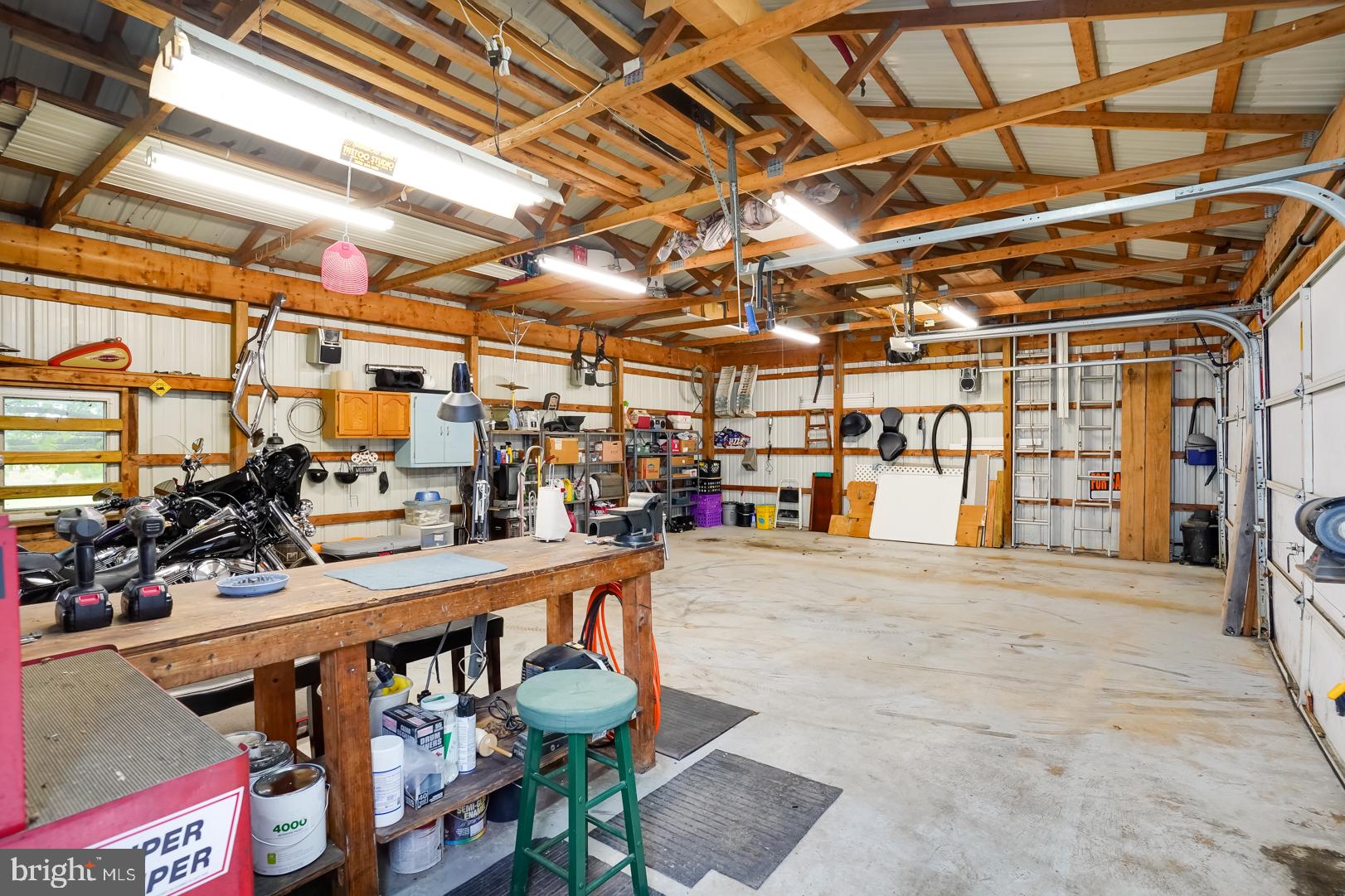 1067 Caldwell Corner Road Townsend, DE 19734 - Photo 12 of 41 Workspace in garage