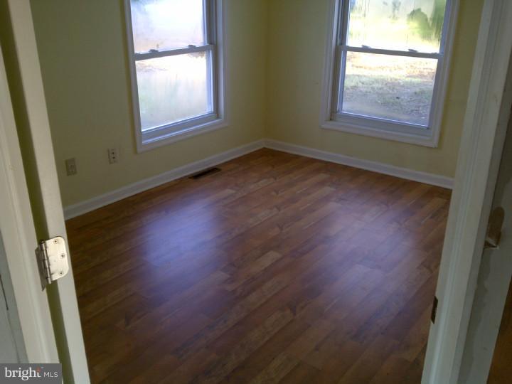 1602 Spruce Grove Road Oxford, PA 19363 - Photo 6 of 11 Bedroom 3