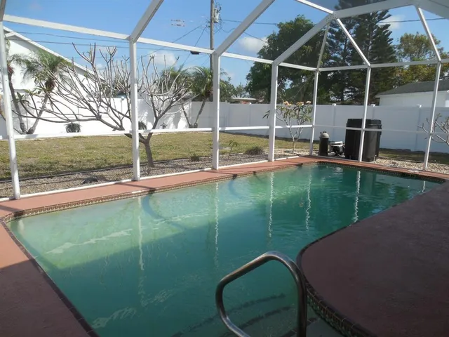 $2,400 | 2421 Ivanhoe Street, Port Charlotte, FL 33952