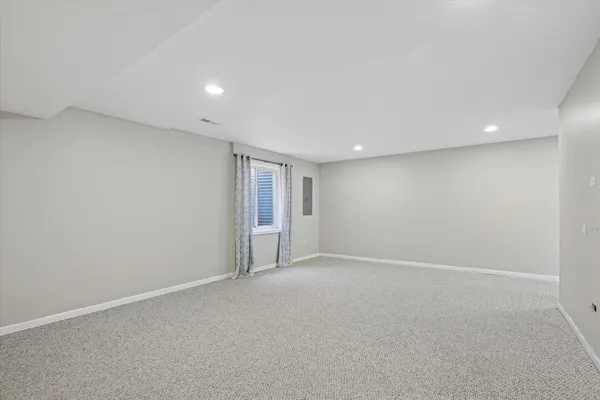 $359,900 | 2966 Talaga Drive, Unit 2966, Algonquin, IL 60102