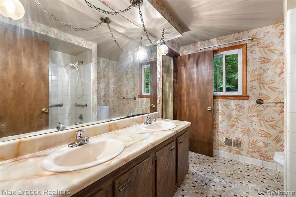 3010 South Blacks Corners Road Dryden, MI 48428 - Photo 30 of 52 Gallery Image 30