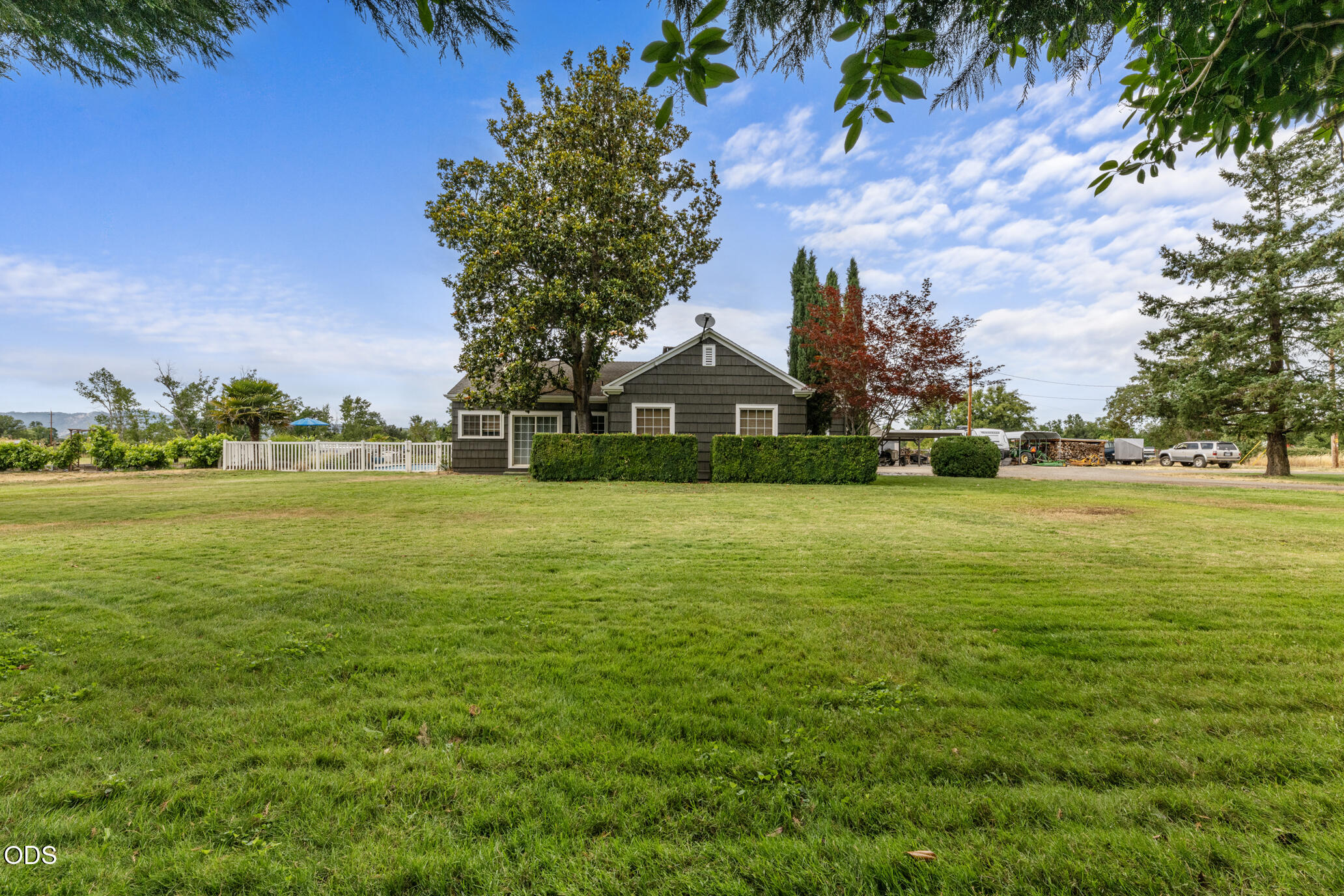2622 Eric Avenue Central Point, OR 97502 - Photo 14 of 63