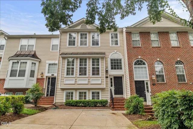 $430,000 | 6733 Middleboro Drive, Raleigh, NC 27612