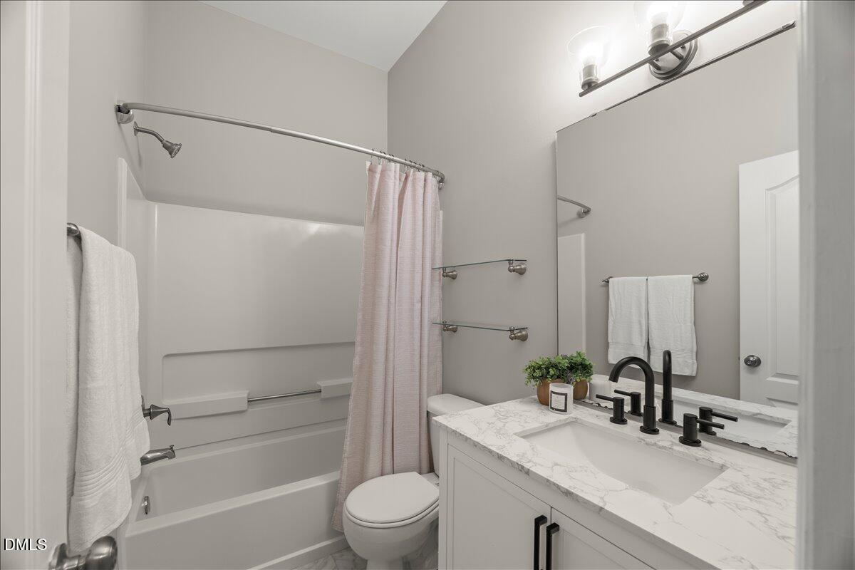 6733 Middleboro Drive Raleigh, NC 27612 - Photo 19 of 21 49-P1112061