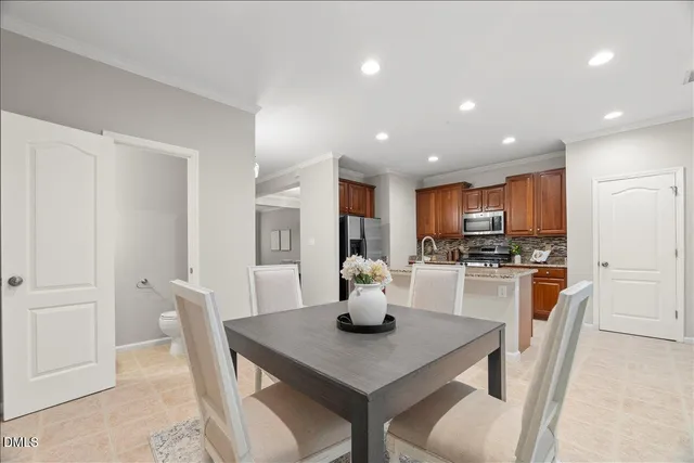 $430,000 | 6733 Middleboro Drive, Raleigh, NC 27612