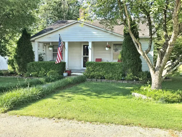 $207,000 | 101 Old US Route 33, Shade, OH 45776