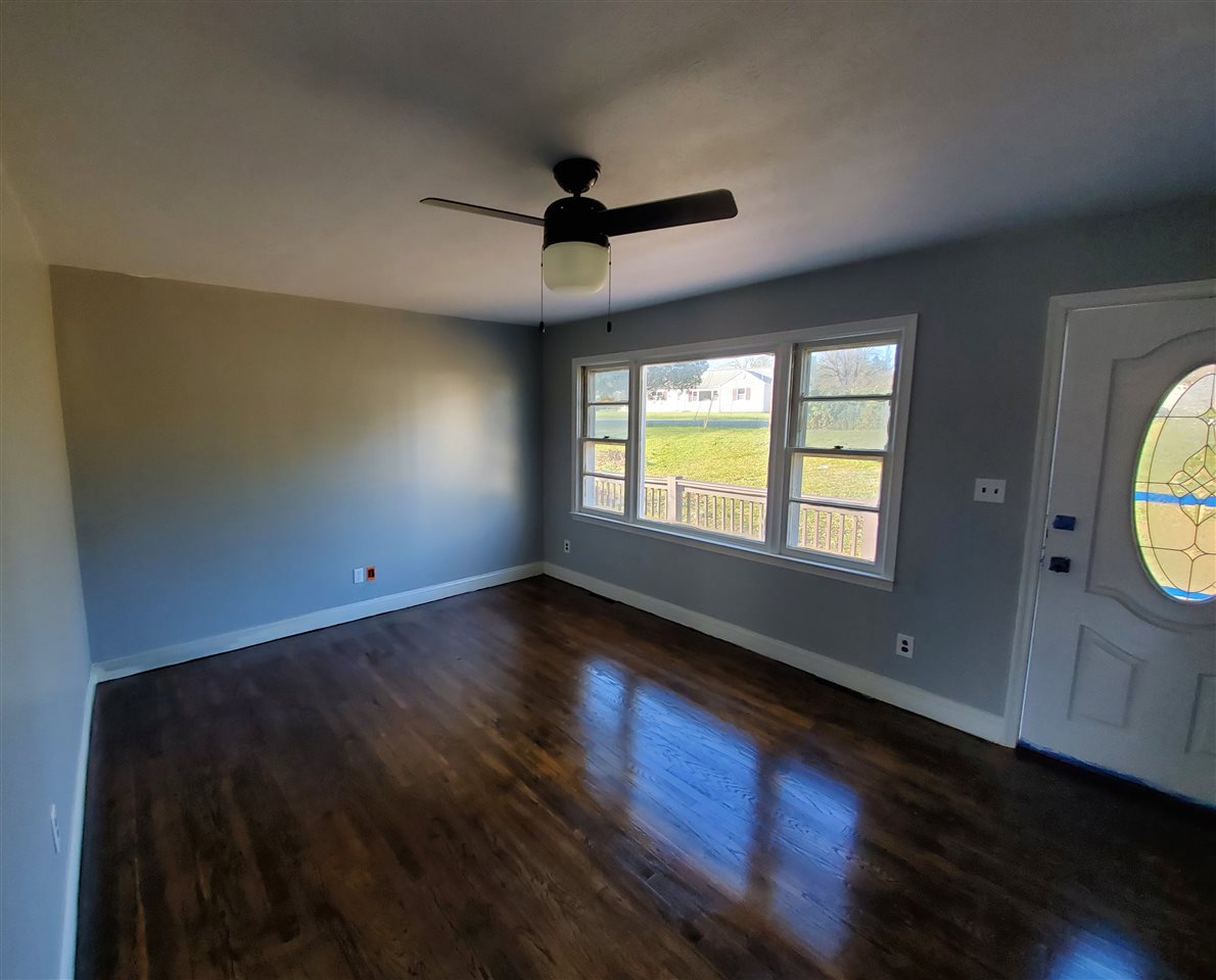 12087 Port Republic Road Grottoes, VA 24441 - Photo 4 of 25 Gallery Image 4