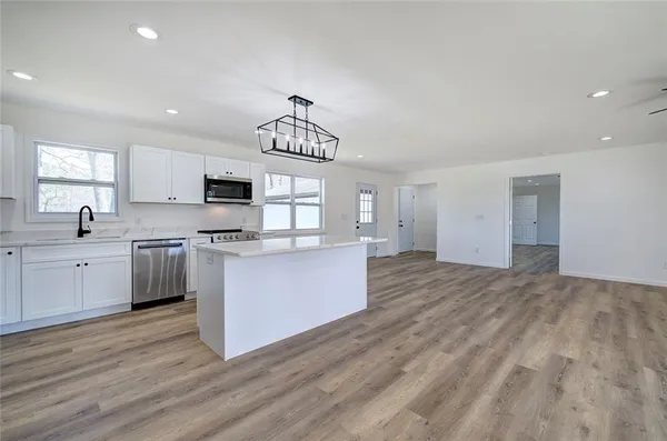 $345,000 | 516 Baxter Road Southeast, Calhoun, GA 30701