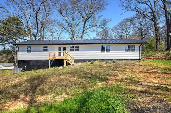 $345,000 | 516 Baxter Road Southeast, Calhoun, GA 30701