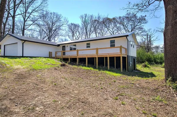 $345,000 | 516 Baxter Road Southeast, Calhoun, GA 30701