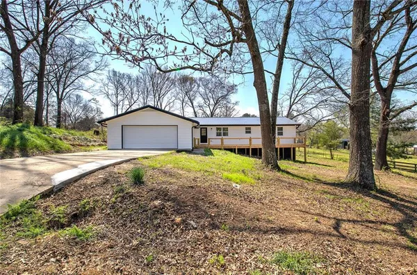 $345,000 | 516 Baxter Road Southeast, Calhoun, GA 30701