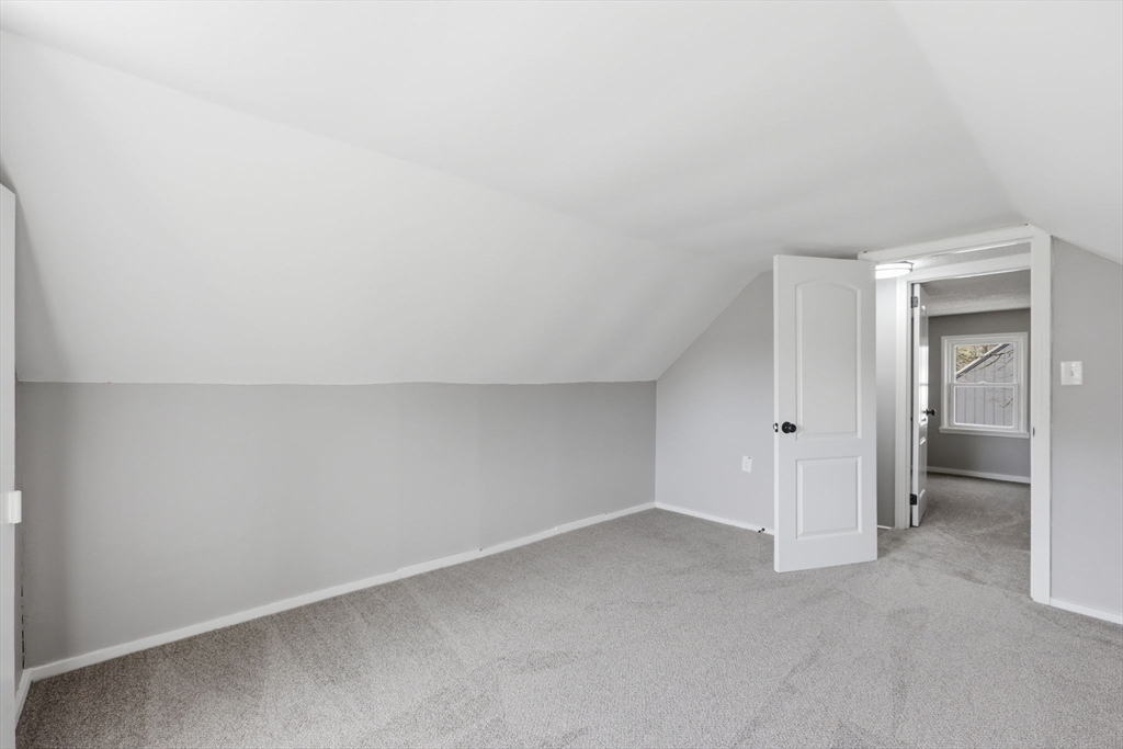 118 Surrey Road Springfield, MA 01118 - Photo 25 of 31