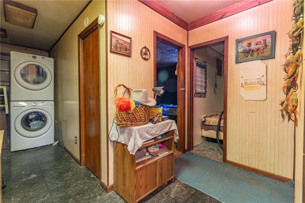 279 Reibold Road Renfrew, PA 16053 - Photo 5 of 21