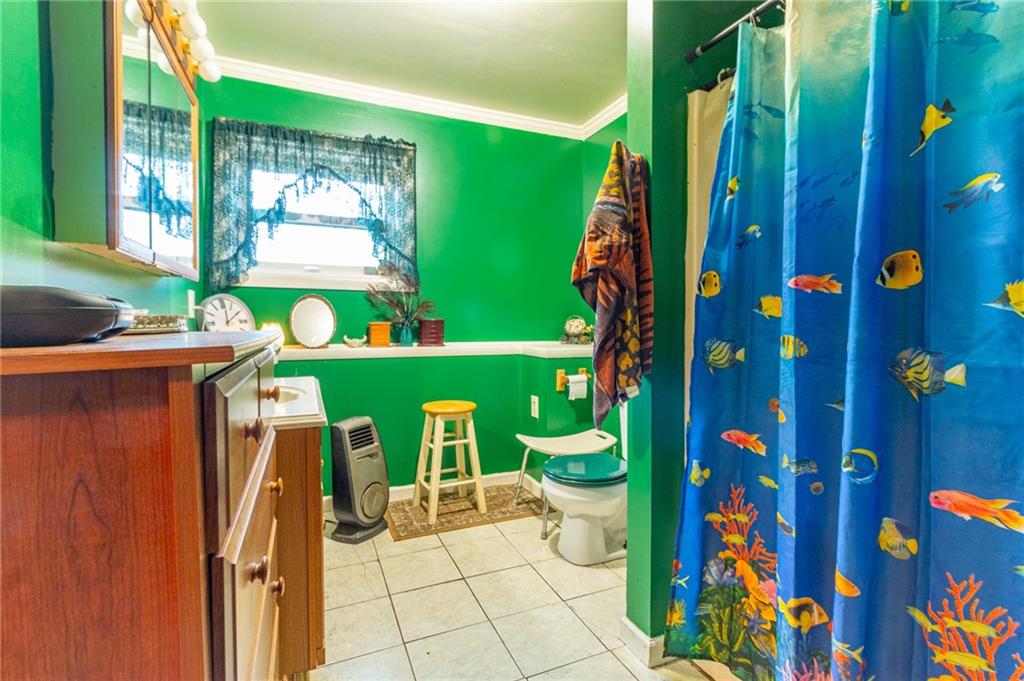 279 Reibold Road Renfrew, PA 16053 - Photo 7 of 21