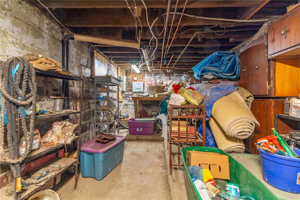 279 Reibold Road Renfrew, PA 16053 - Photo 8 of 21