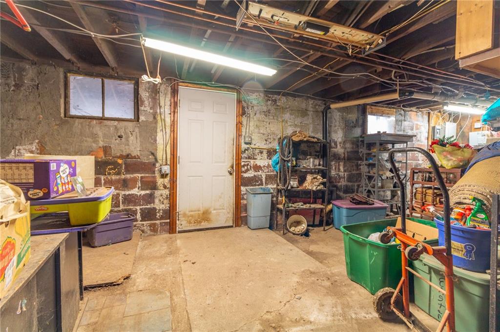 279 Reibold Road Renfrew, PA 16053 - Photo 9 of 21