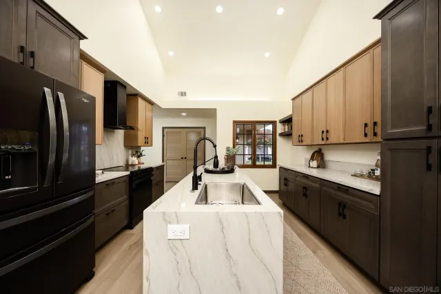 $1,149,000 | 17680 Caminito Balata, San Diego, CA 92128