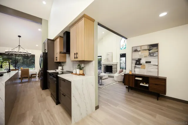 $1,149,000 | 17680 Caminito Balata, San Diego, CA 92128