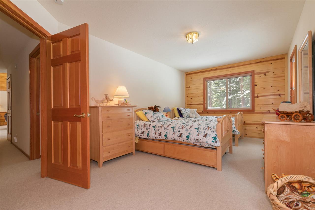 11596 Kitzbuhel Road Truckee, CA 96161 - Photo 13 of 21 Downstairs