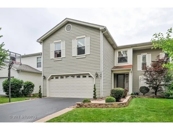 $3,200 | 1661 Estate Circle, Unit 1661, Naperville, IL 60565