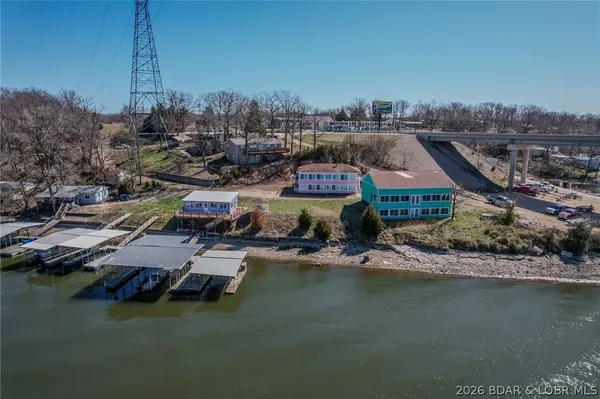 $997,777 | 88 Accurate Avenue, Sunrise Beach, MO 65079