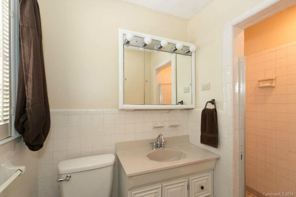 2530 Starnes Road Charlotte, NC 28214 - Photo 23 of 24 Gallery Image 23