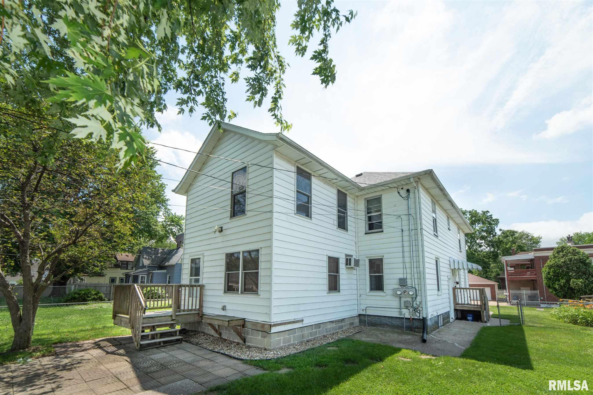 1808 9th Street, Unit 1808 Moline, IL 61265 - Photo 3 of 34 Gallery Image 3