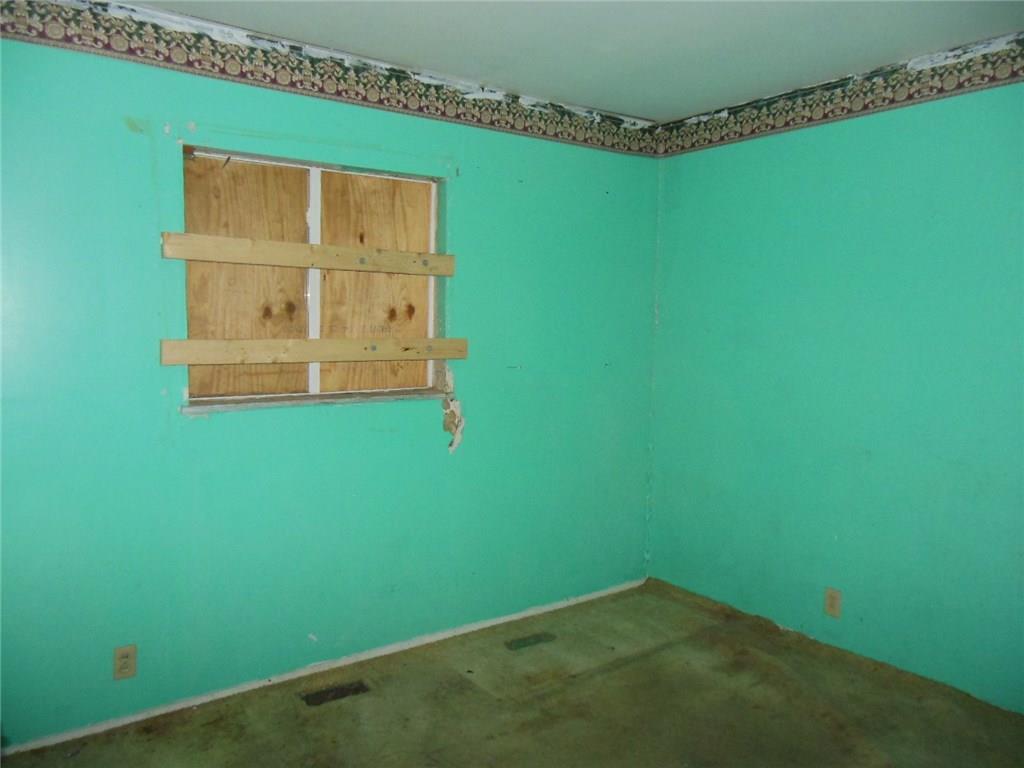 4053 Biscayne Road Indianapolis, IN 46226 - Photo 3 of 15