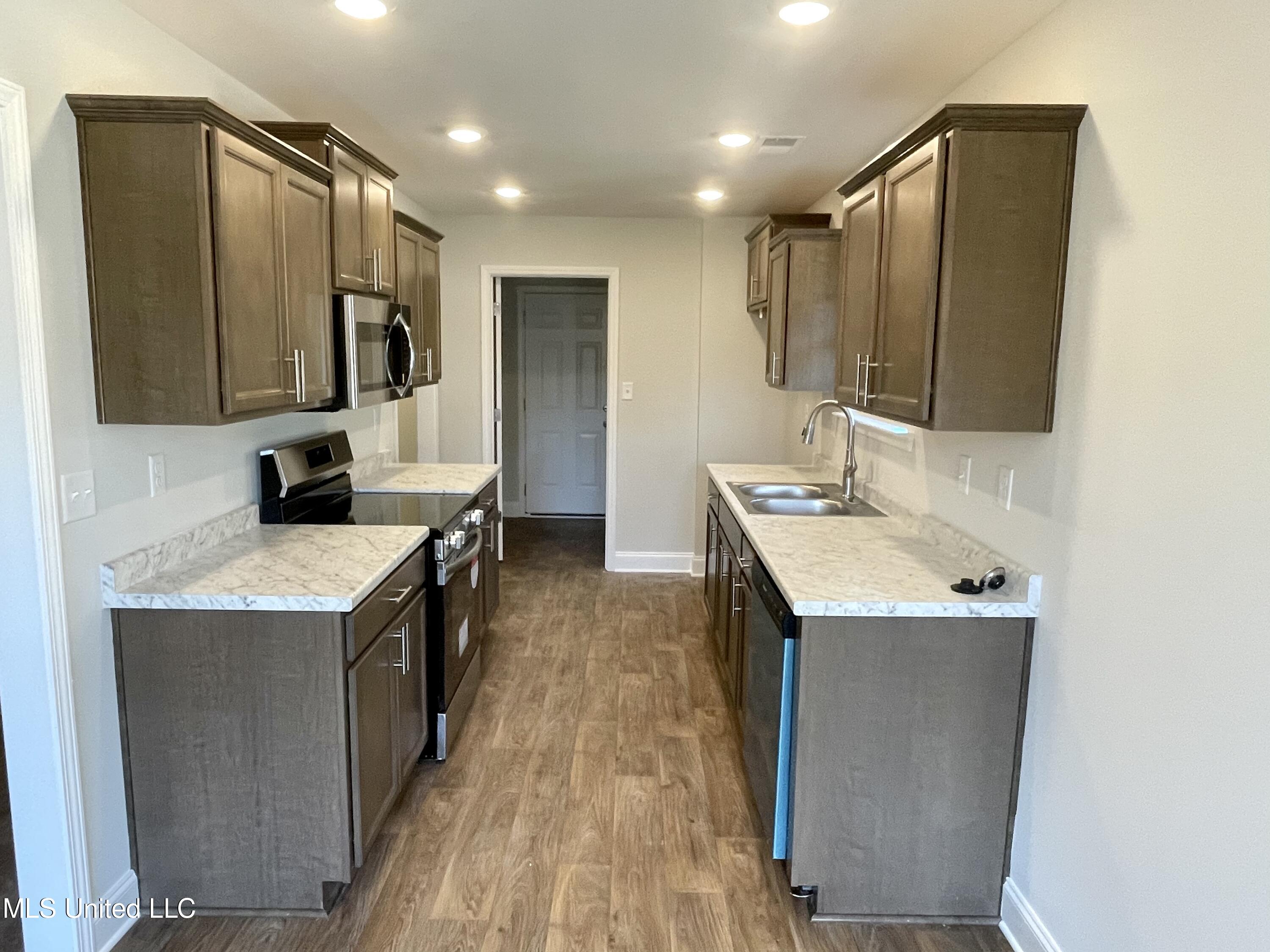 1525 Reece Drive South Southaven, MS 38671 - Photo 10 of 12 9FC0122B-F48D-4274-BA59-2A10D51D0950