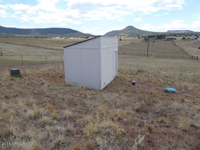 475 Elk Ridge Road Young, AZ 85554 - Photo 7 of 16 Utilities clustered in SE corner
