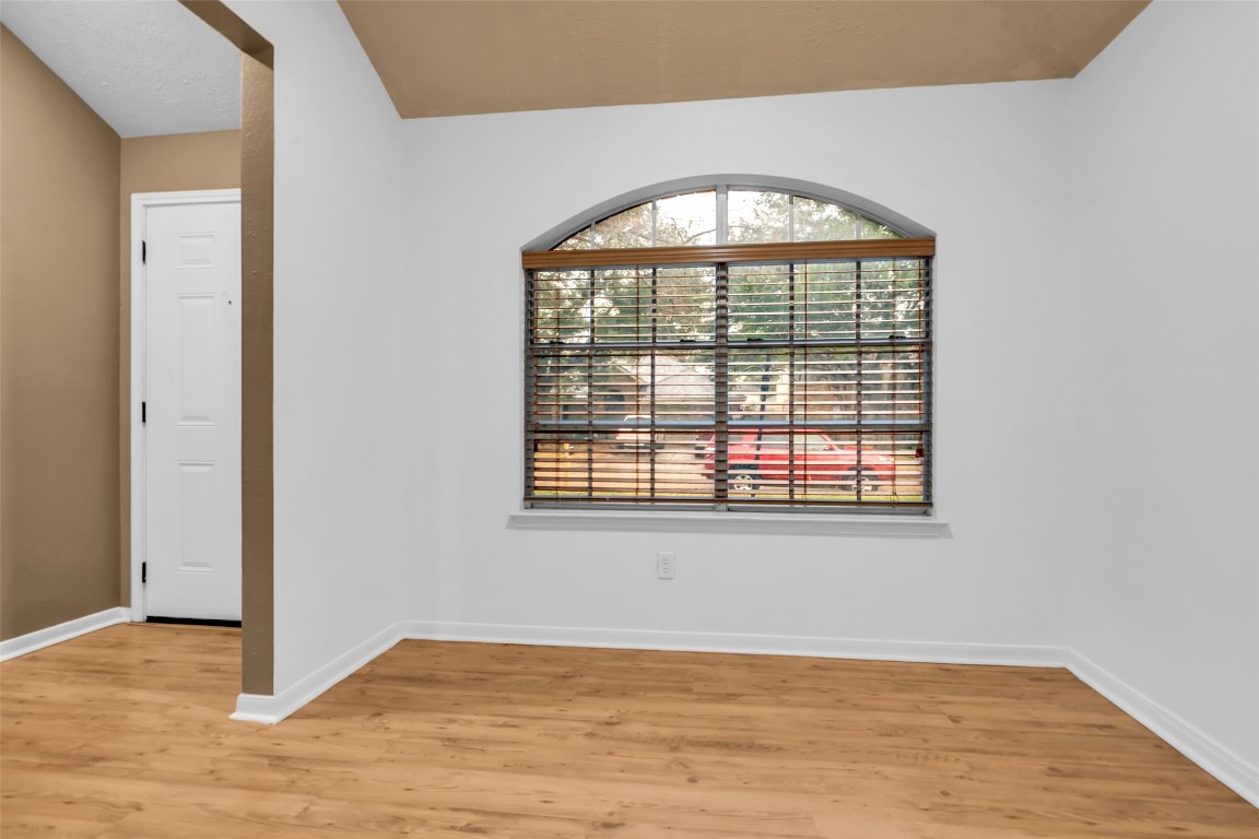 23914 Goodfellow Drive Spring, TX 77373 - Photo 5 of 38