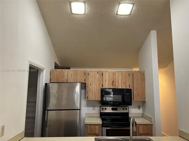 $2,650 | 6857 Southwest 36th Court, Unit 6B, Miramar, FL 33023