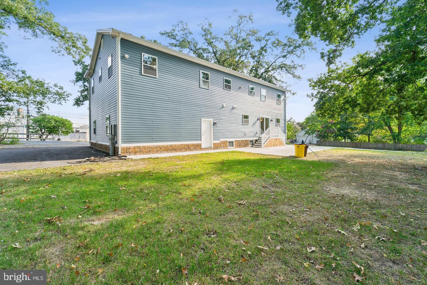 1123 Odenton Road Odenton, MD 21113 - Photo 5 of 22 a front view of house with garden